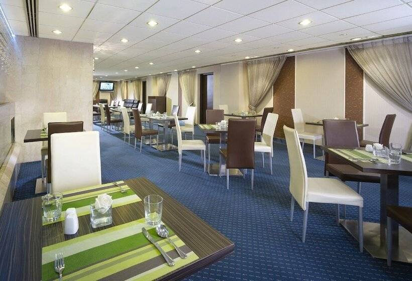 هتل The Harbourview   Chinese Ymca Of Hong Kong