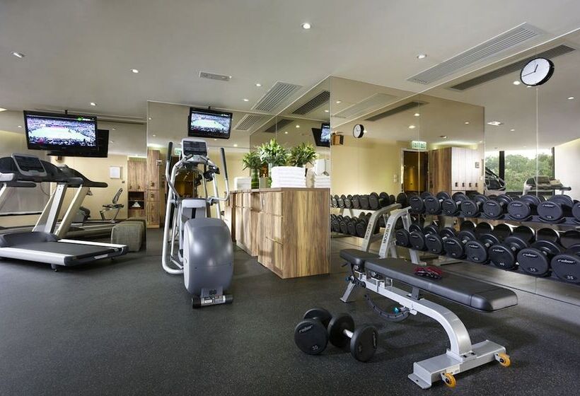 هتل The Harbourview   Chinese Ymca Of Hong Kong