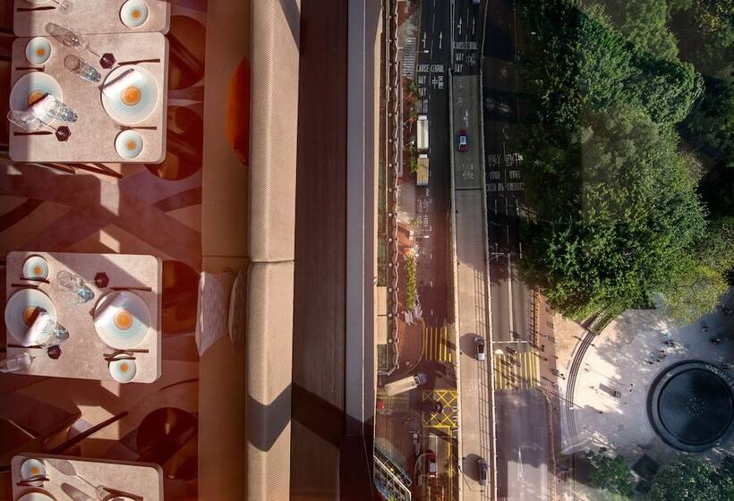 هتل The Park Lane Hong Kong A Pullman