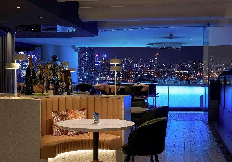 هتل The Park Lane Hong Kong A Pullman