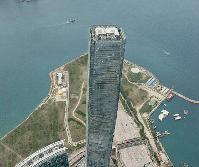 هتل The Ritz Carlton Hong Kong