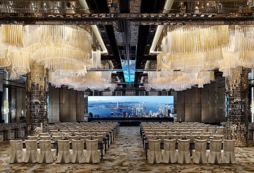 هتل The Ritz Carlton Hong Kong