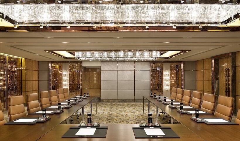 هتل The Ritz Carlton Hong Kong