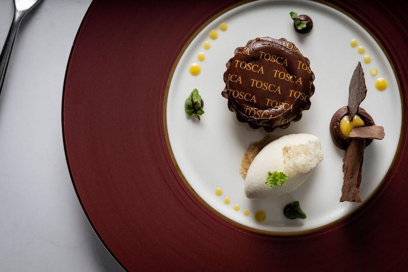 هتل The Ritz Carlton Hong Kong