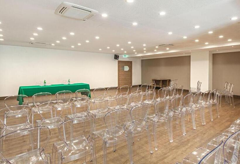 בית מלון כפרי Touring