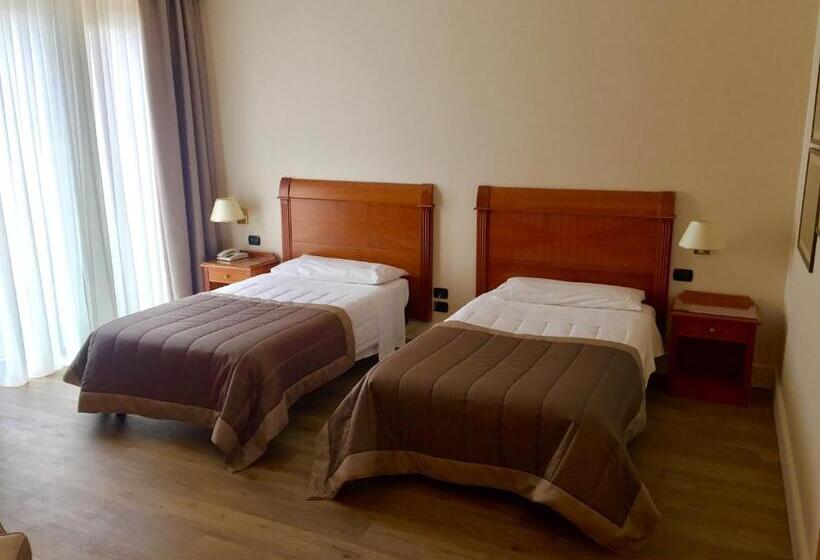 בית מלון כפרי Touring