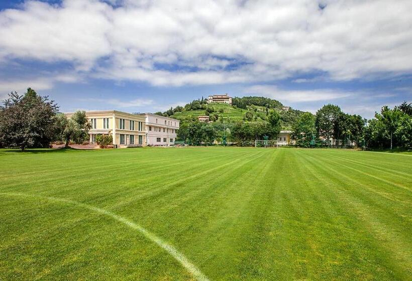 בית מלון כפרי Touring