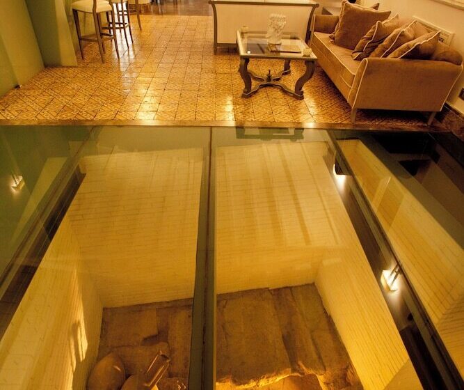 בית מלון כפרי Villa Athena Resort