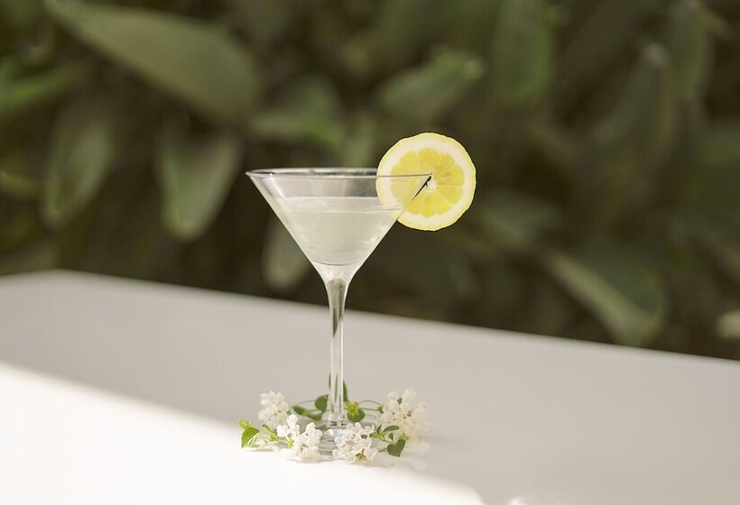 בית מלון כפרי Villa Athena Resort