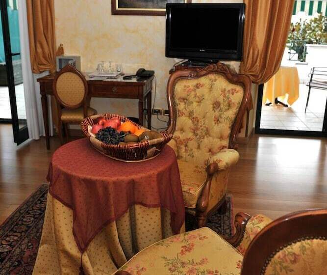 Отель Villa Felcaro   Relais, Lodge & Restaurant