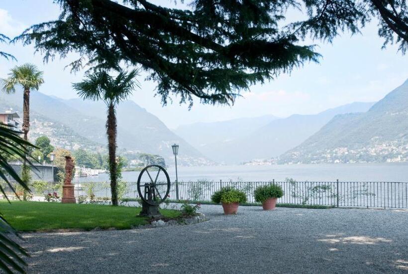 Отель Villa Flori