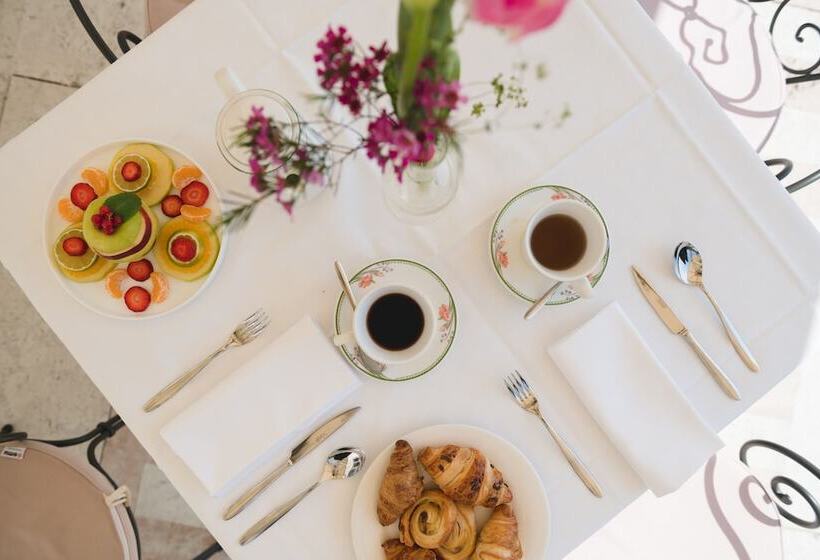 Villa Michelangelo Vicenza – Starhotels Collezione