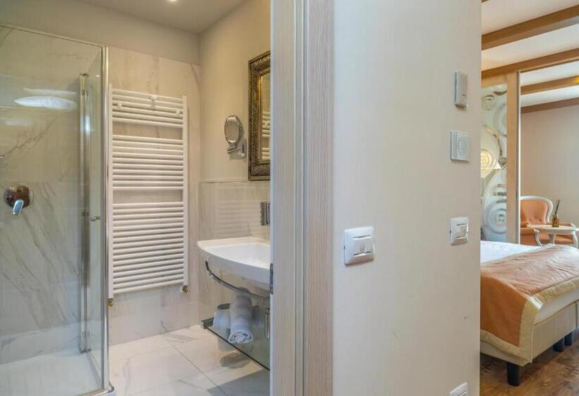 Lake Front Hotel Brenzone