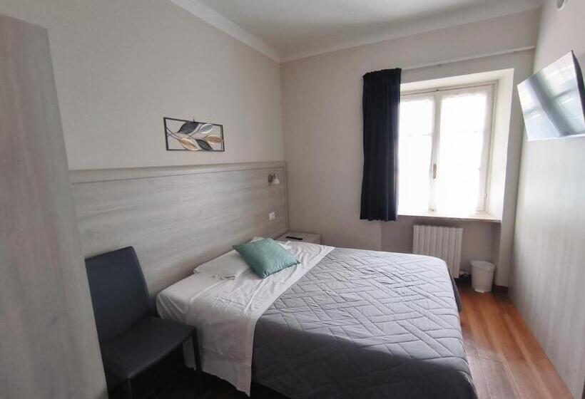 Nuovo Hotel Giardini