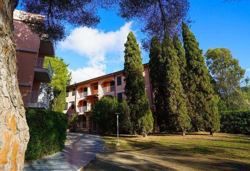 Uappala Club & Resort Lacona