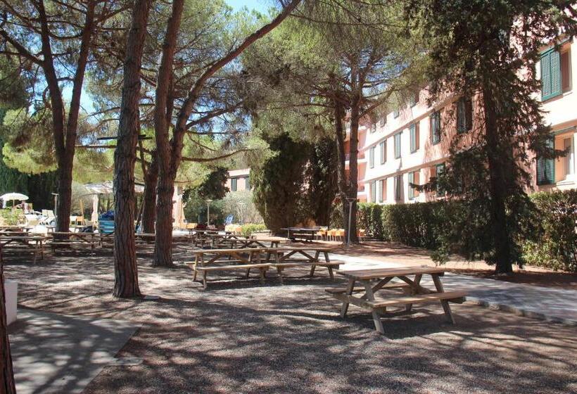 Uappala Club & Resort Lacona