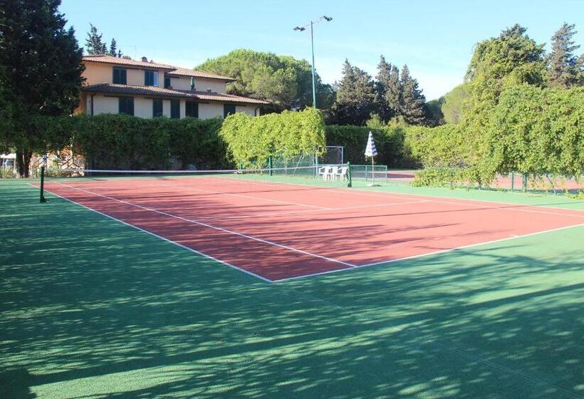 Uappala Club & Resort Lacona