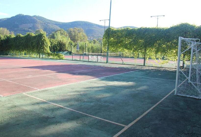 Uappala Club & Resort Lacona