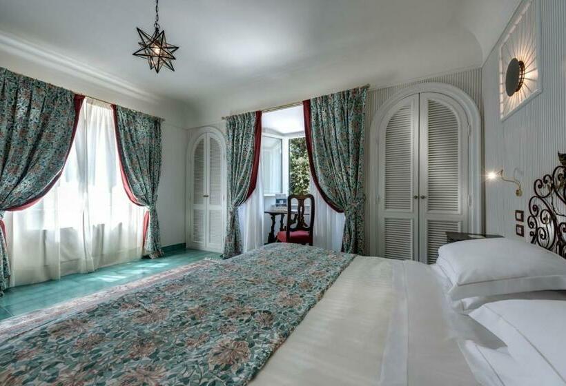 Augustus Hotel & Resort