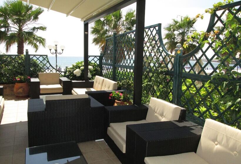 B&b Hotel Diano Marina Palace