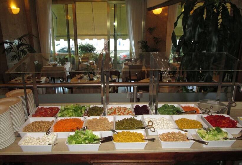 B&b Hotel Diano Marina Palace