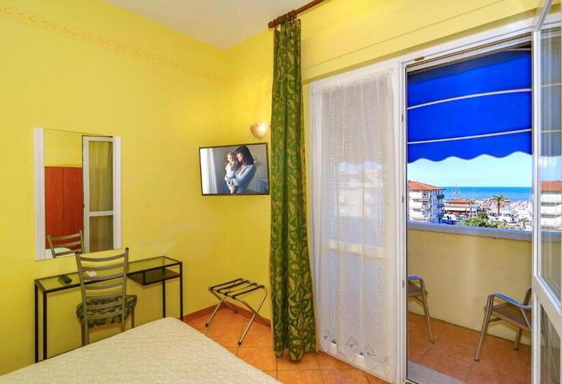 Bh Colombo Hotel Boschetto Holiday