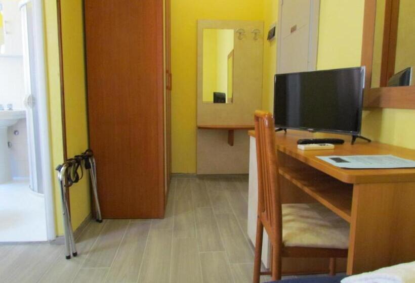 Bh Colombo Hotel Boschetto Holiday