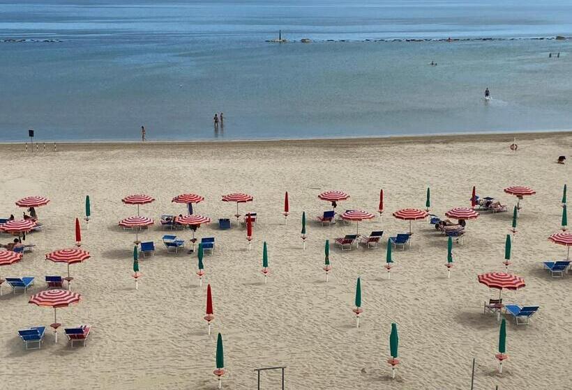 Gfh Hotel Spiaggia D Oro