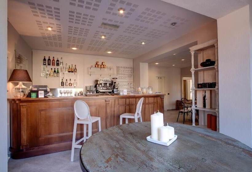 בית מלון כפרי Albergo Ristorante Ai Tardì