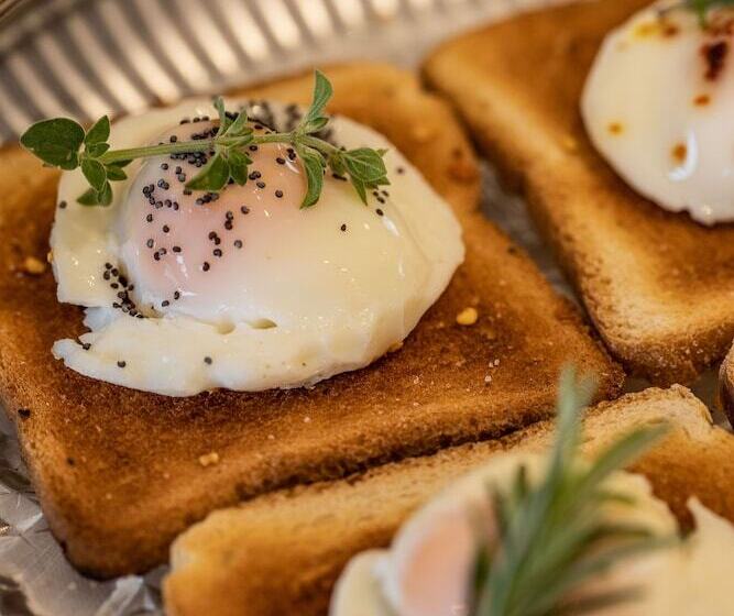 ホテル Albatros Varigotti