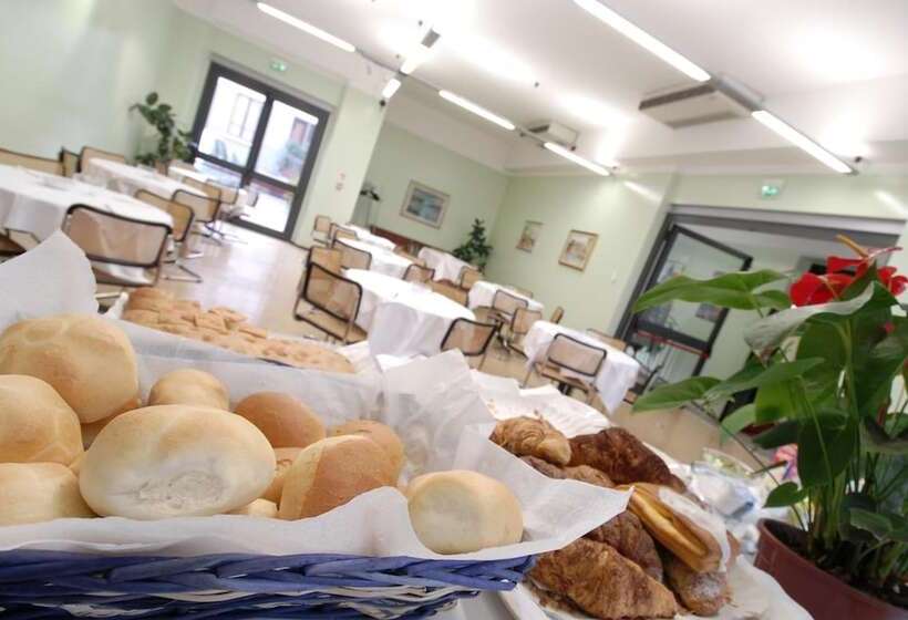 ホテル Albergo Bianchi Stazione