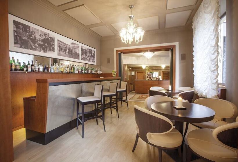 هتل Albergo Celide