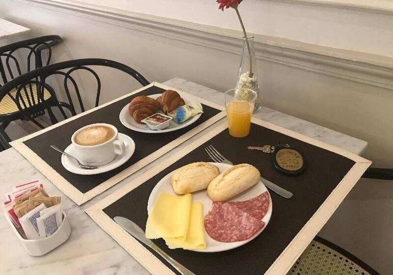 هتل Albergo Firenze