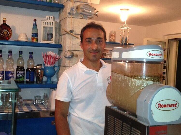 ホテル Albergo Punta De L'est