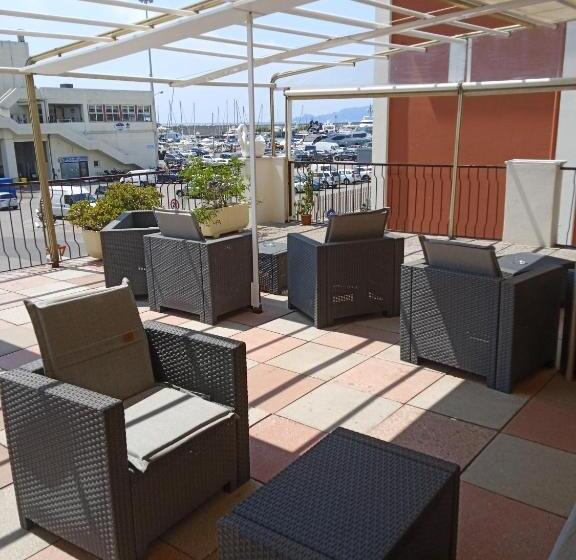 فندق Albergo Stella Di Mare