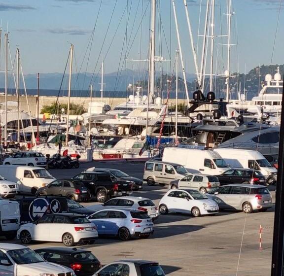 فندق Albergo Stella Di Mare