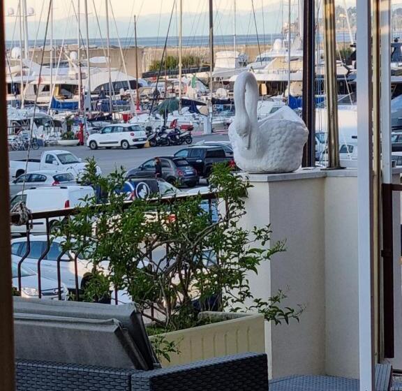 فندق Albergo Stella Di Mare