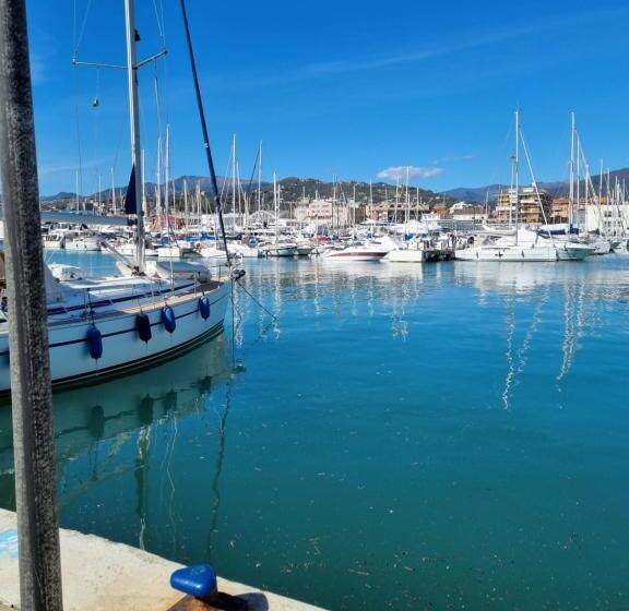 فندق Albergo Stella Di Mare