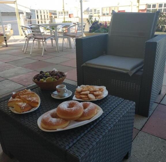 Отель Albergo Stella Di Mare