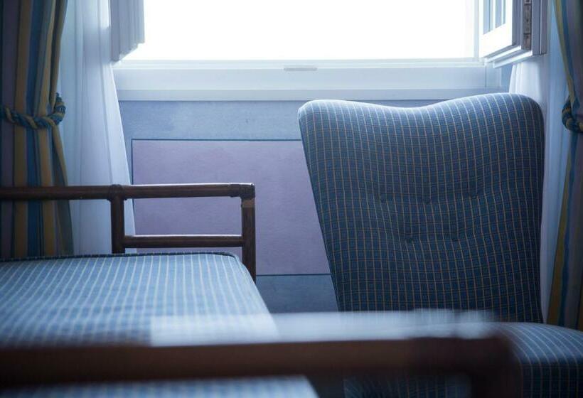 هتل Albergo Verbano