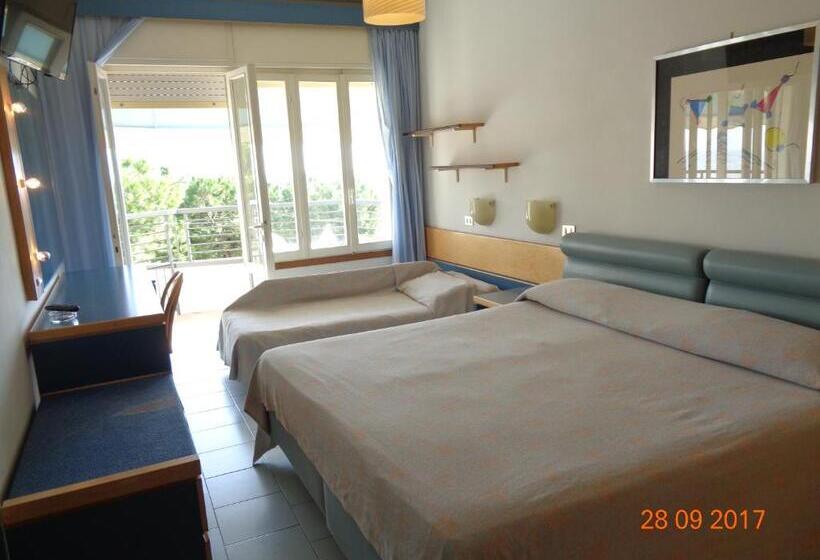 Отель Ambasciatori Palace