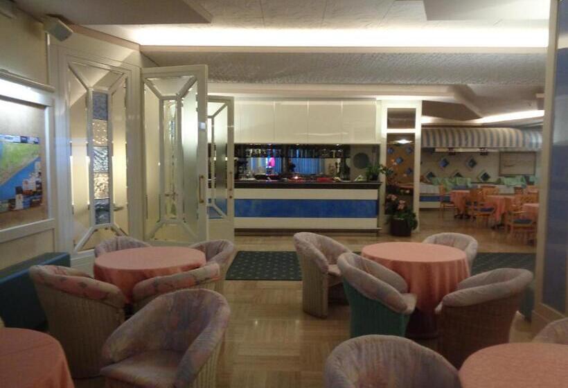 Отель Ambasciatori Palace