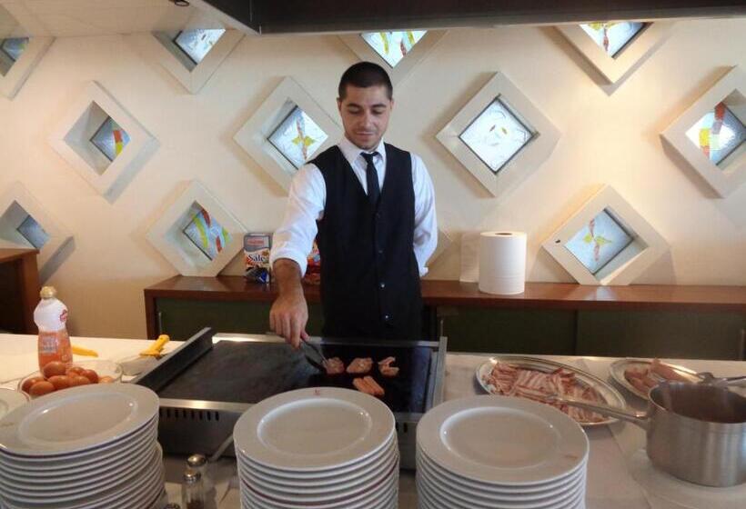 Отель Ambasciatori Palace