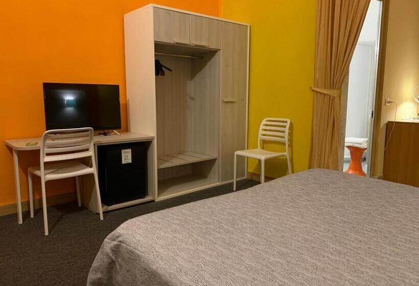 ホテル Annunziata