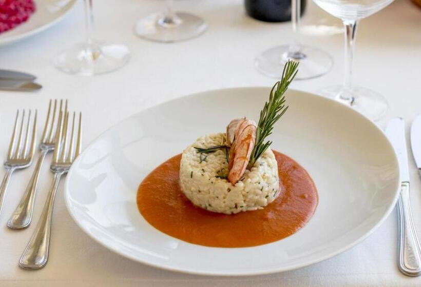 Отель Apollonia