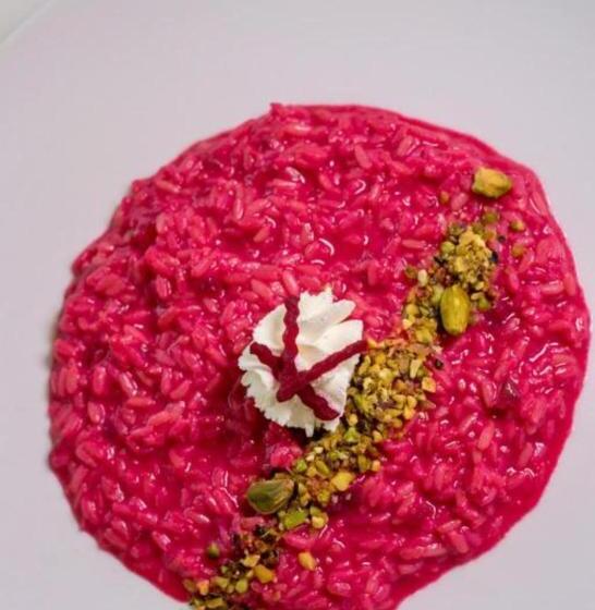 Отель Apollonia