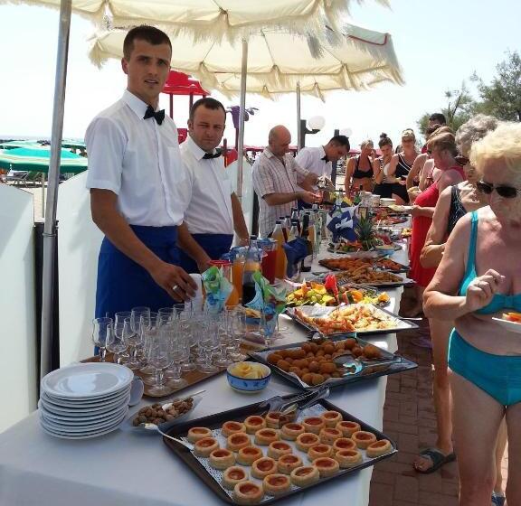 Отель Apollonia