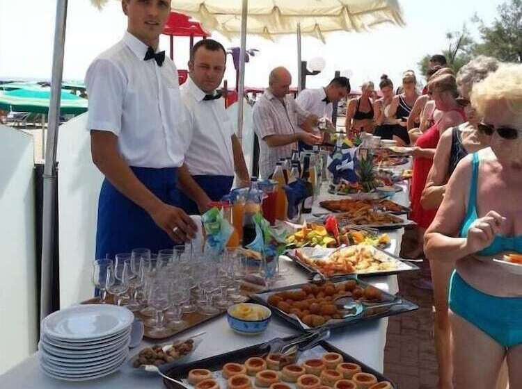 Отель Apollonia