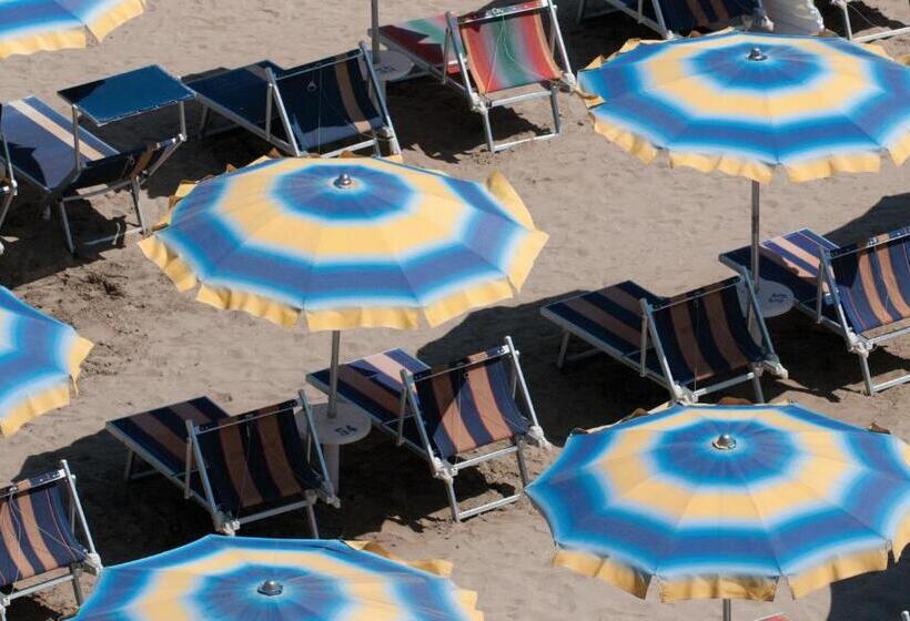 Отель Asiago Beach