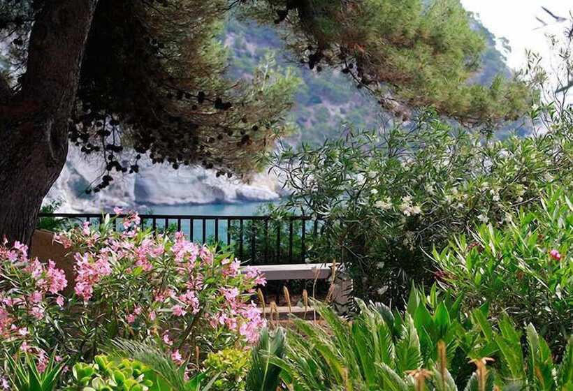 ホテル Baia Delle Zagare